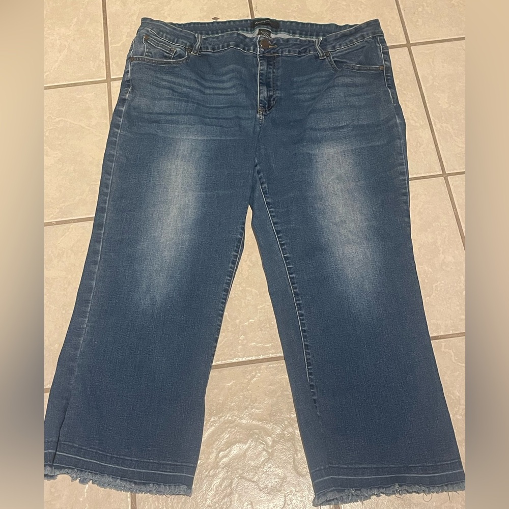 Ashley Stewart‎ Women’s Dark Blue Cropped Flare Jeans Size 20